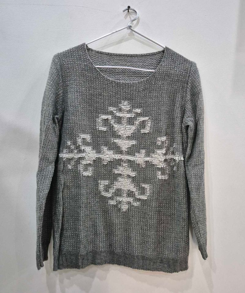Stylish Grey woolen top