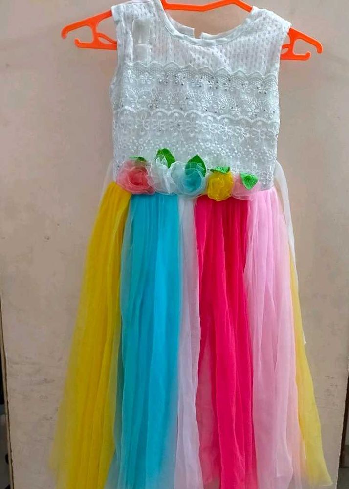 Cute Girls&#39; Rainbow Dress