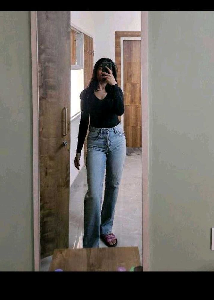 Light Wash Denim Jeans🔴