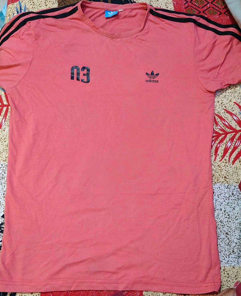 Adidas T-shirt
