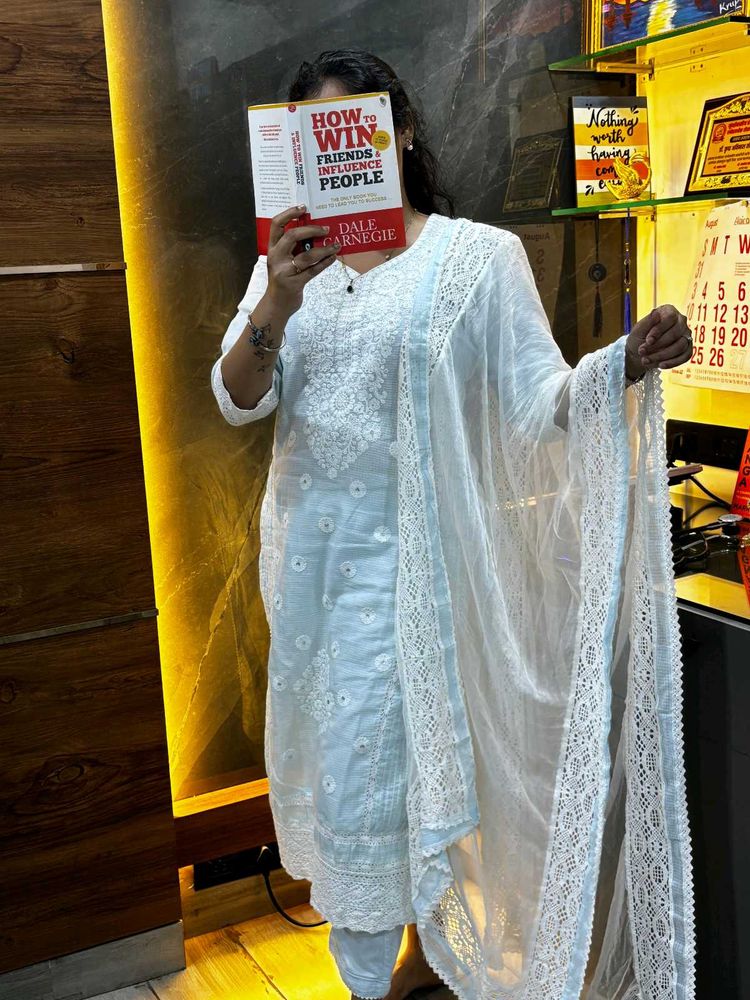 White Chikankari Suit (Kurti, Pant, Dupatta)