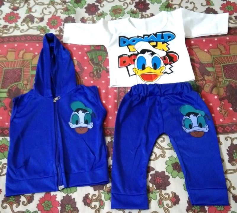 Donald Duck Outfit