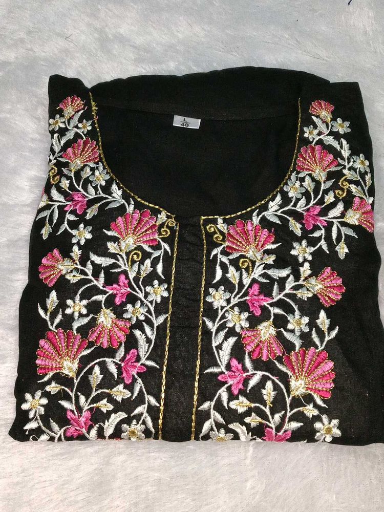New🔥 Embroidery Black Kurtaset