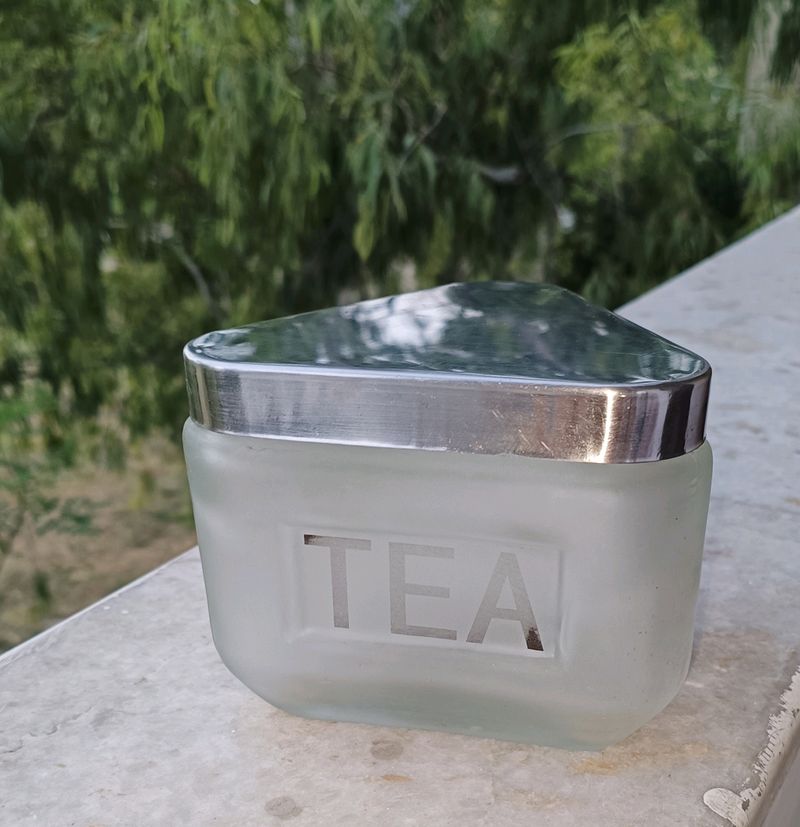 Transparent Glass Container With Steel Lid