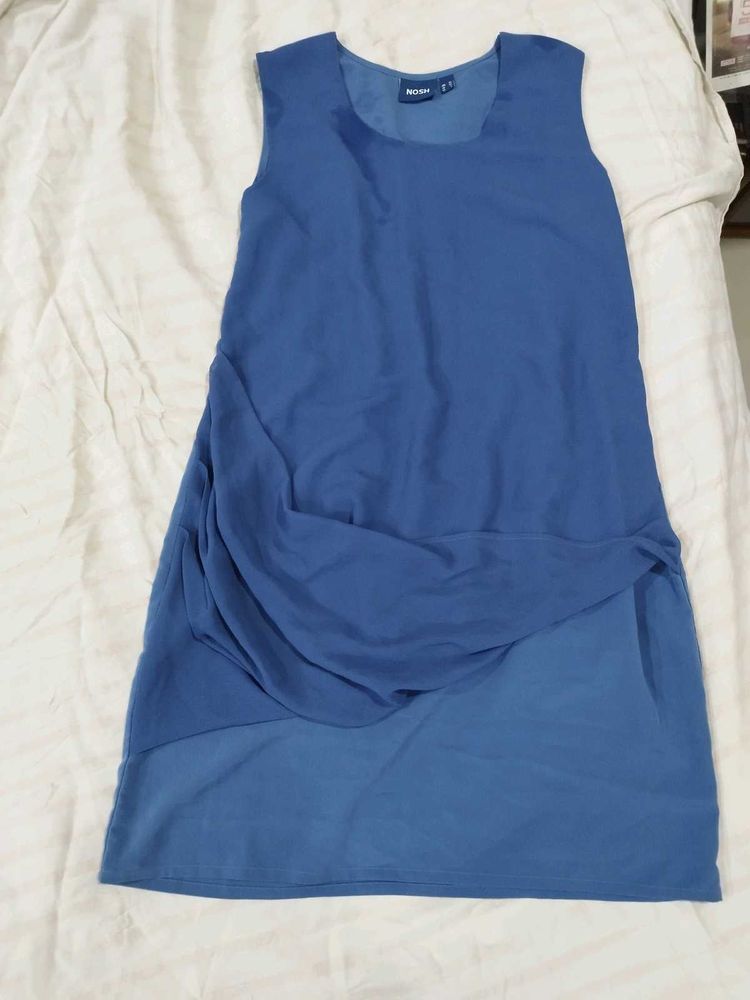 Blue Sleeveless Party Dress