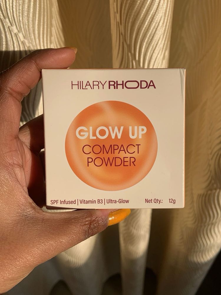 Hilary Rhoda Glow Up Compact