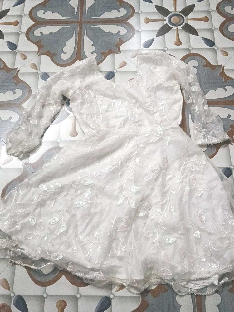 Short Frock With Full Sleeves