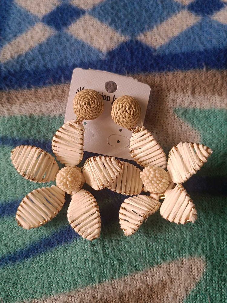 White Boho Earrings♥️🤍♥️🤍♥️