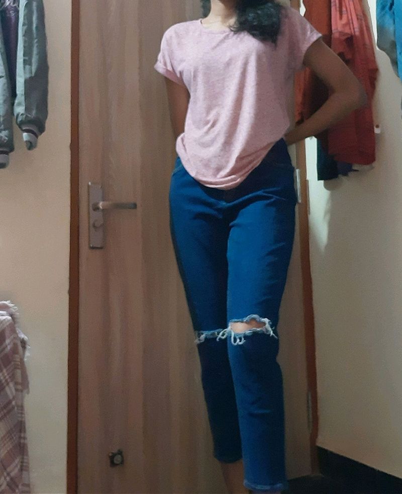 Women&#39;s Stylish Blue Ripped Jeans