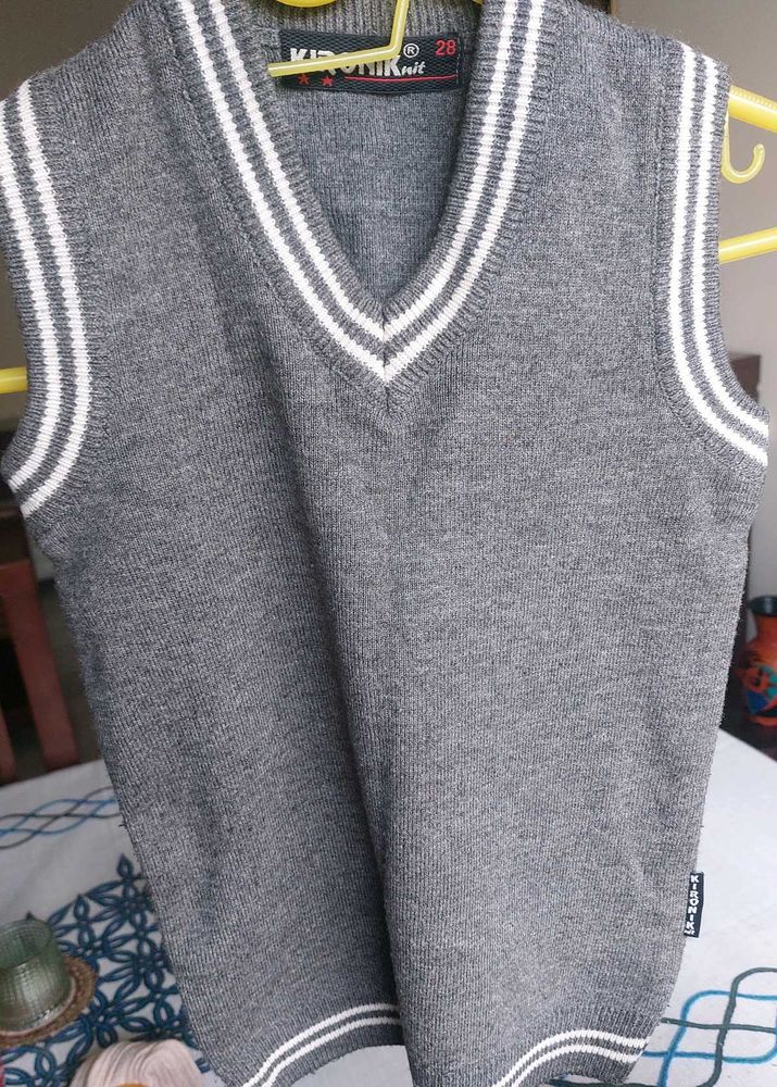 Two V Neck Kironiknit Grey Sleeveless Sweaters