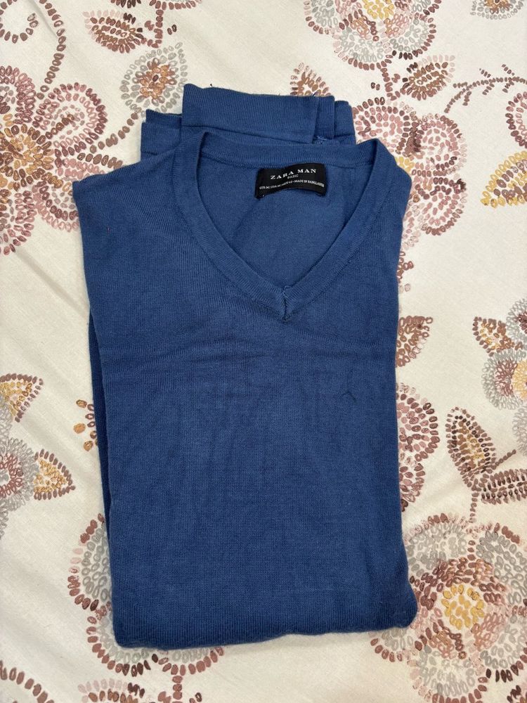 Medium Size Zara Man Blue Sweater