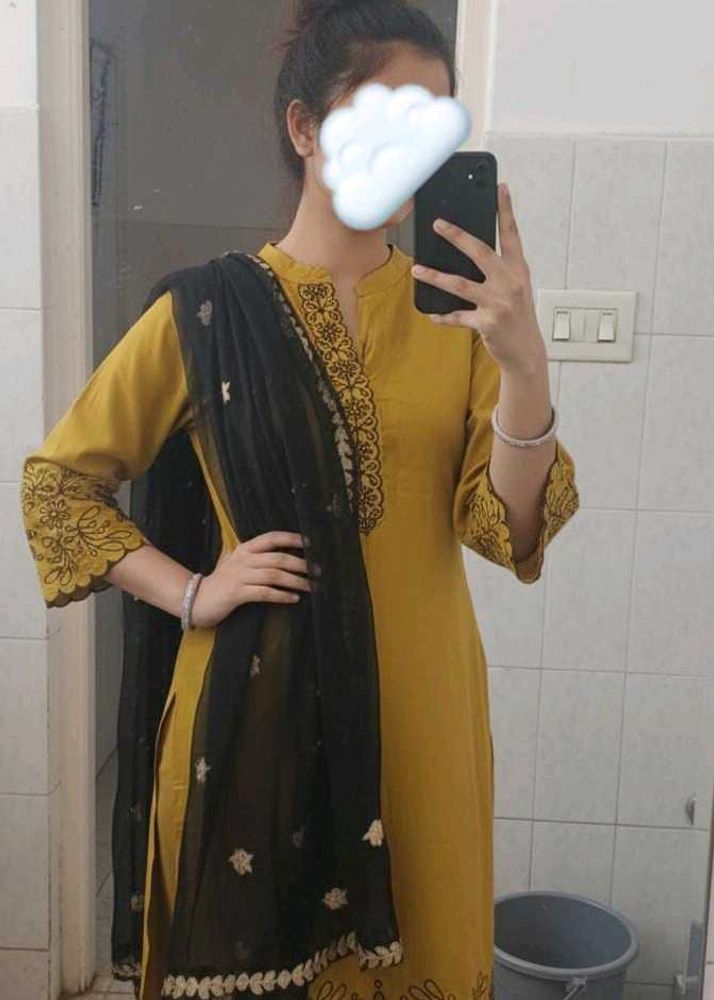 🌼 Mustard Yellow cut work Kurti Set with Black Du