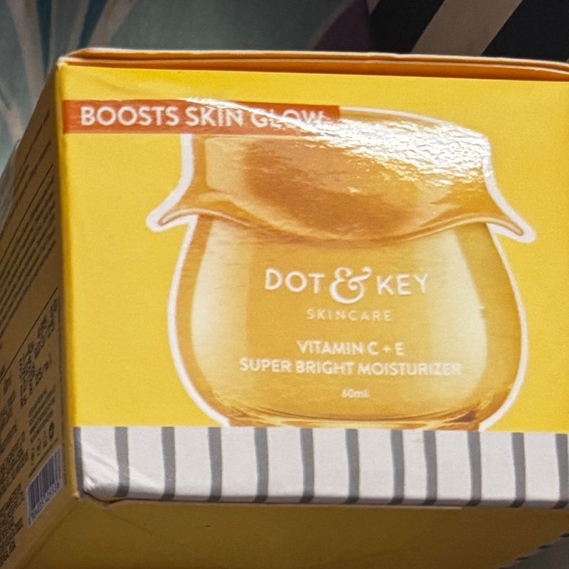 Dot &amp; Key Moisturizer