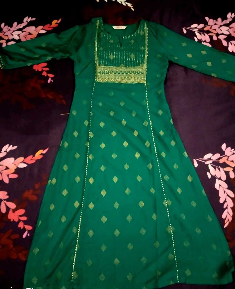 Elegant Green Kurta