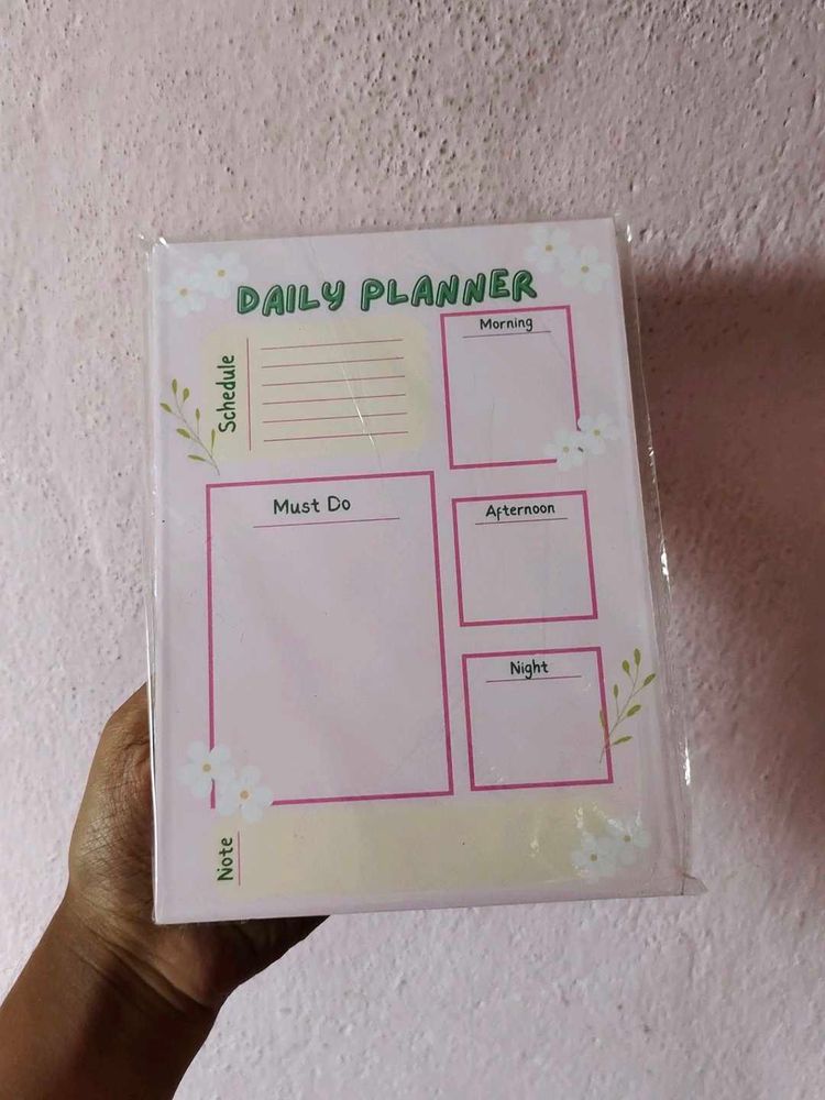 Daily Planner - Stay Organized!