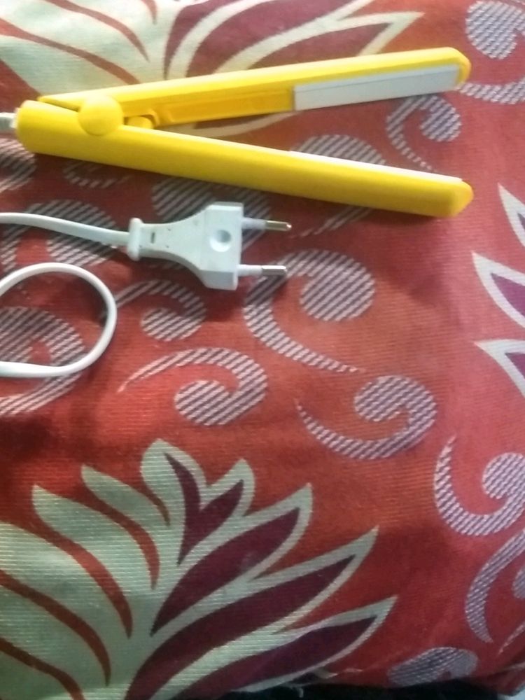 Mini Cute Hair Straightener
