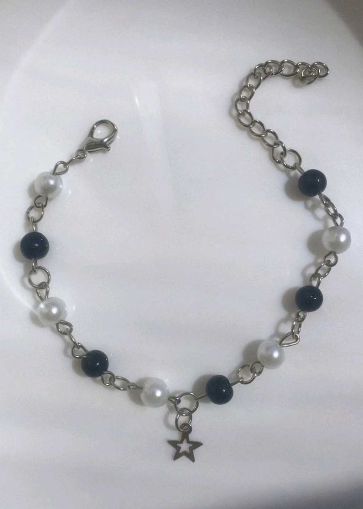 Pearl &amp; Star Bracelet