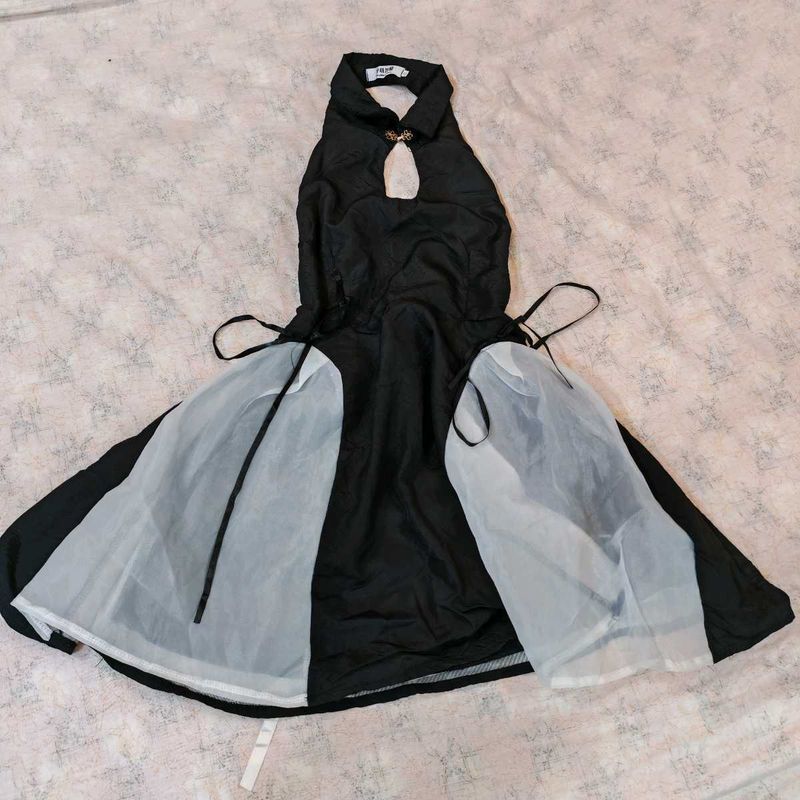 🖤 IMPORTED Edgy Halter Mini Dress 🖤