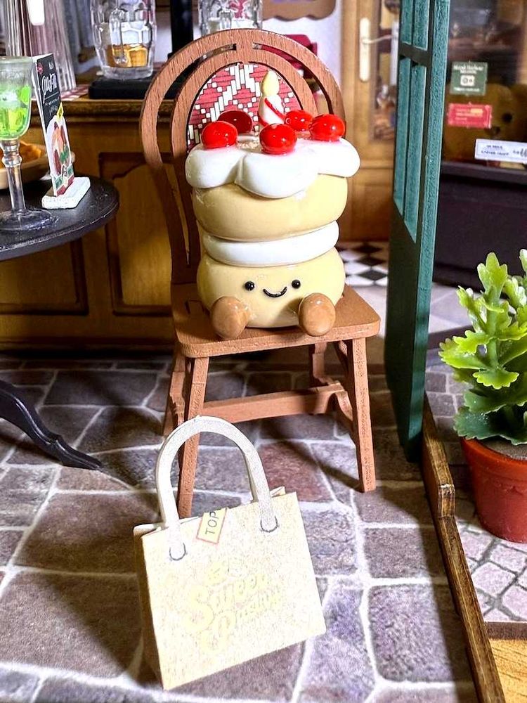Jellycat Birthday Cake 🎂 Charm