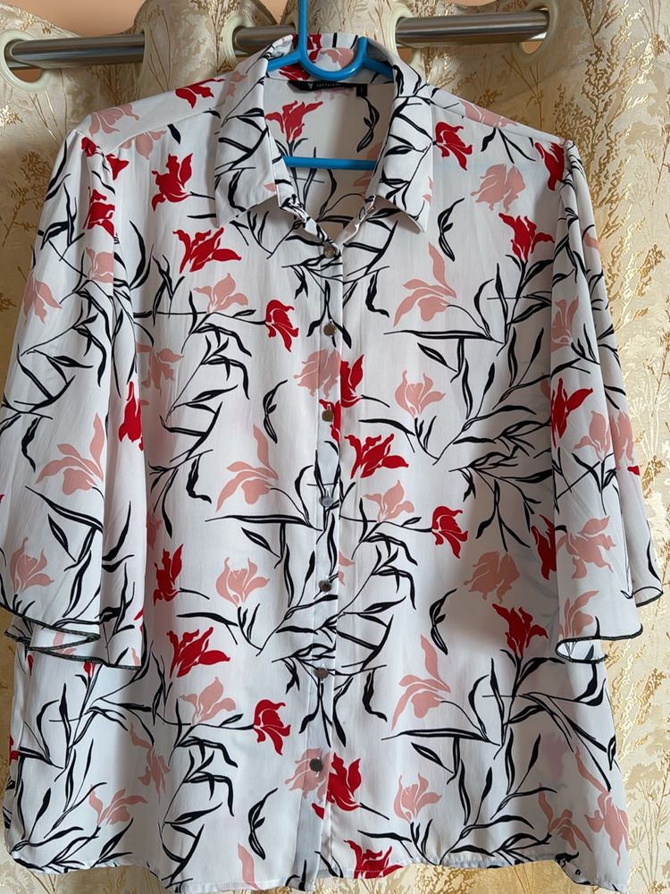 ⭐️Van Heusen⭐️ Floral shirt