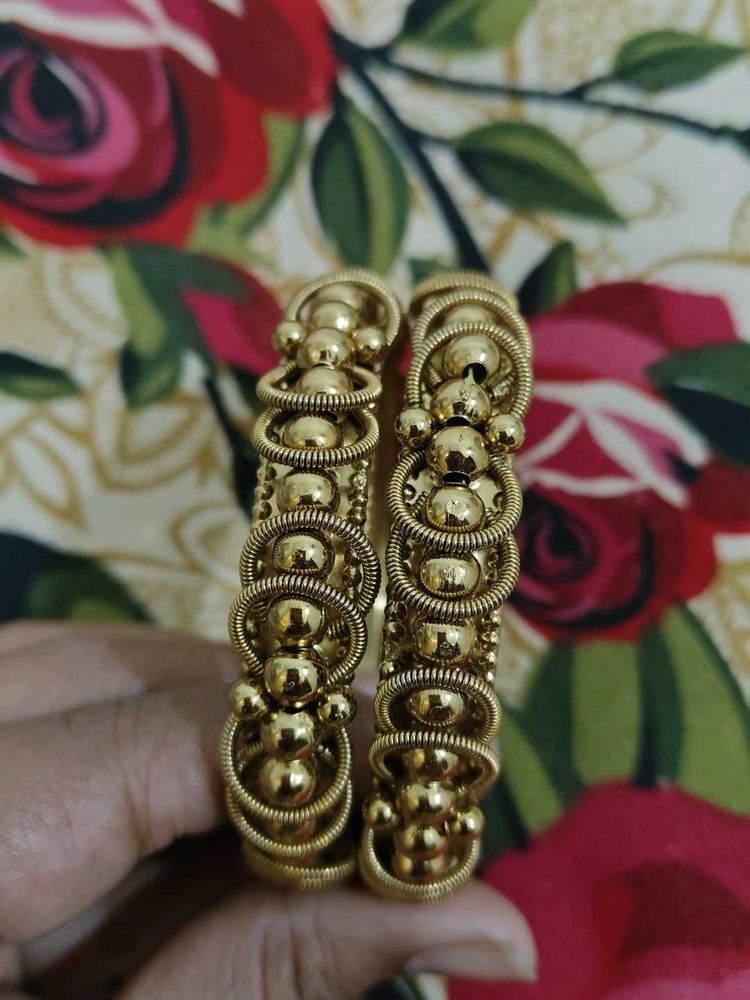 Vintage Gold Bangle Set