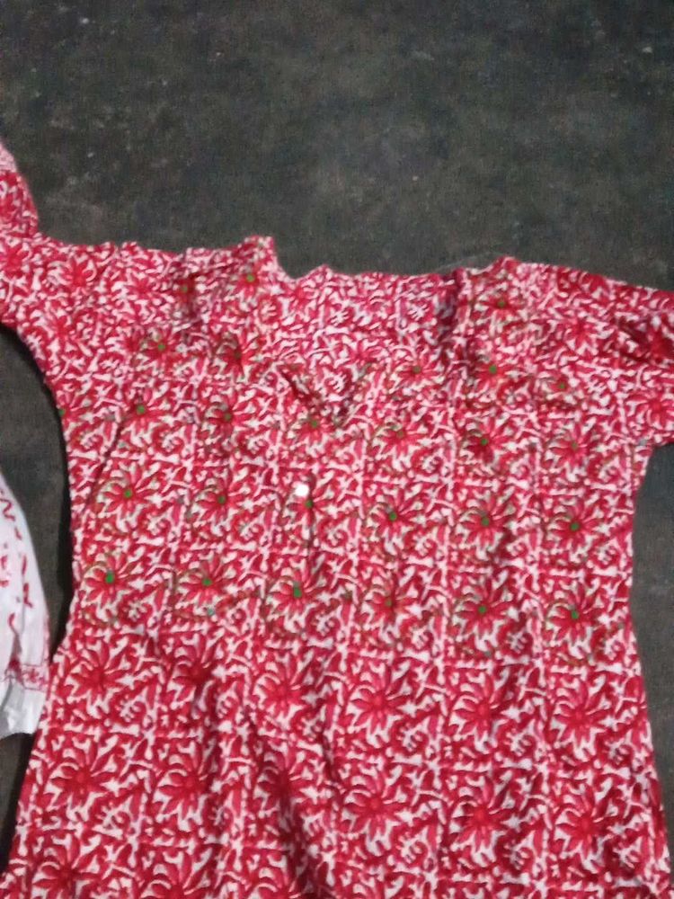 Red &amp; White Floral Kurta