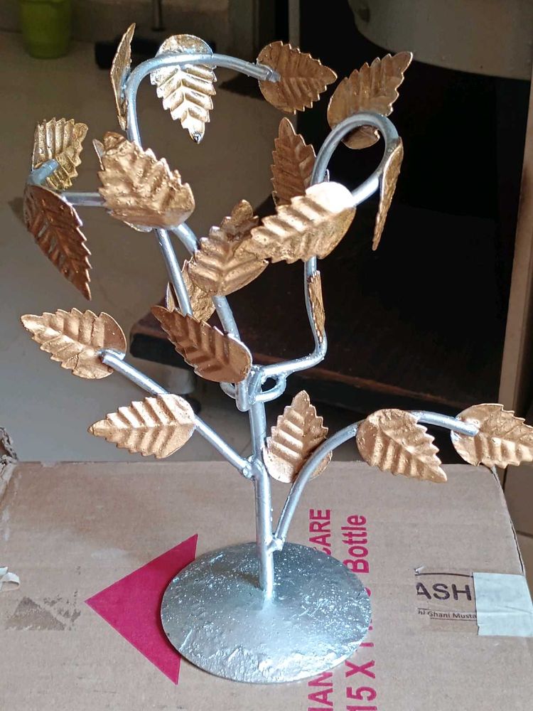 New Flower / Candle Stand Iron