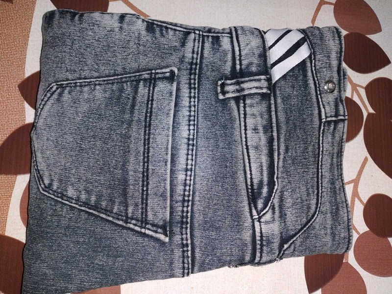 Stylish Grey Denim Jeans