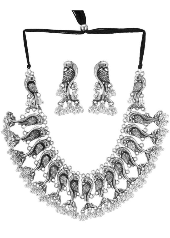 Silver-Toned Necklace &amp; Earring Set