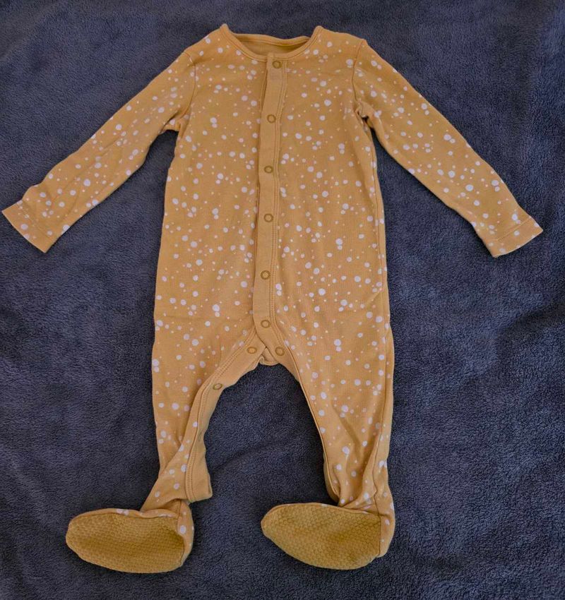 Yellow Onesie Winter Bany 6-9m