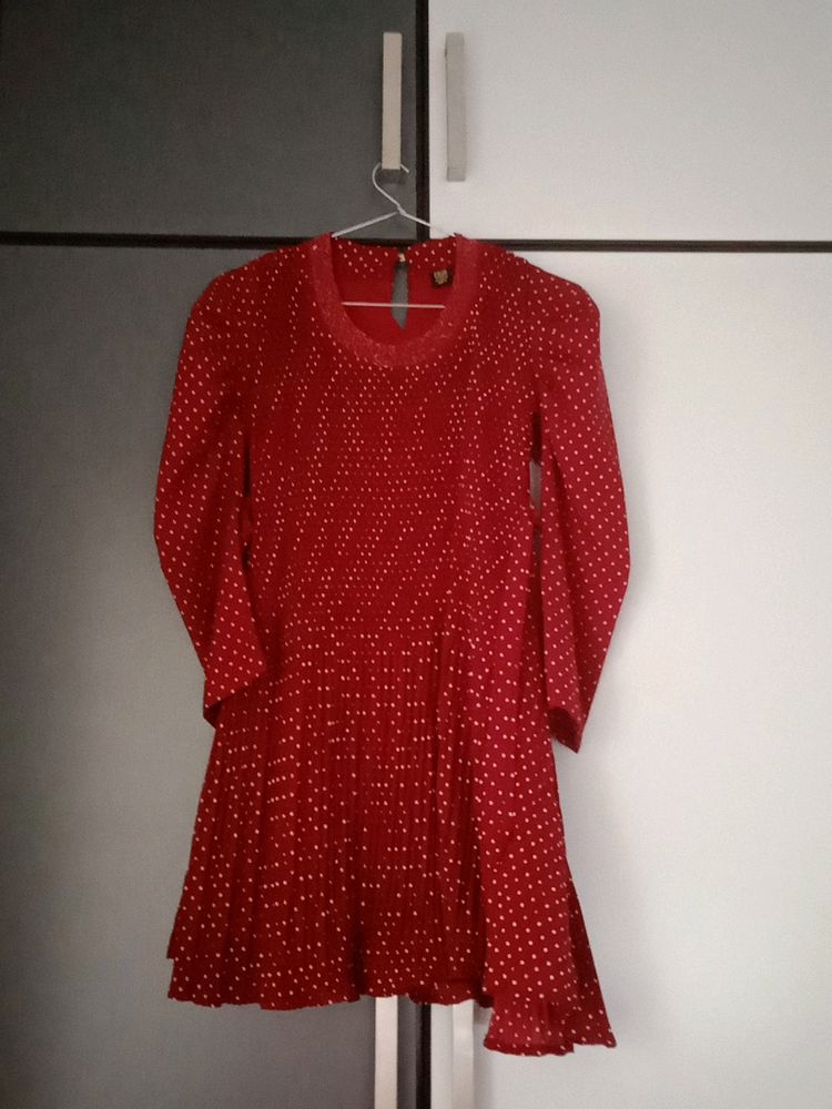 Unused Partywear Dress For Girls