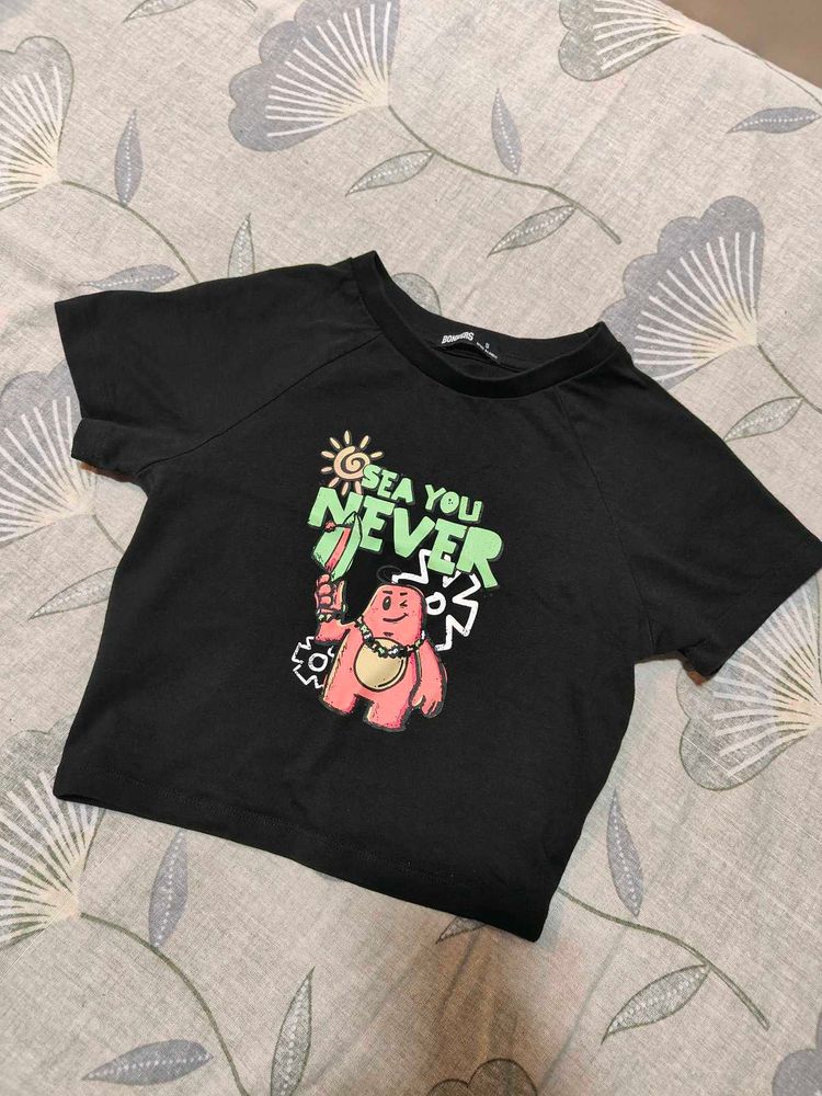 Graphic Print Cropped Tee