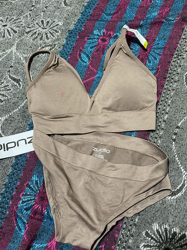 Zudio Lingerie Set - Size S
