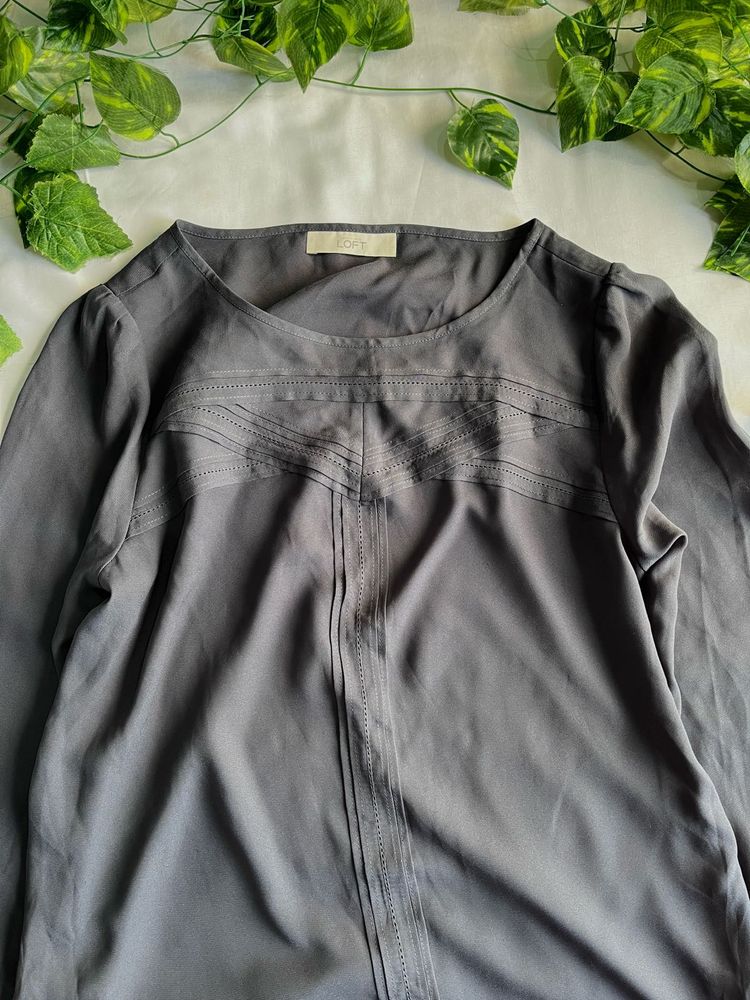 LOFT Women’s Grey Long-Sleeve Top