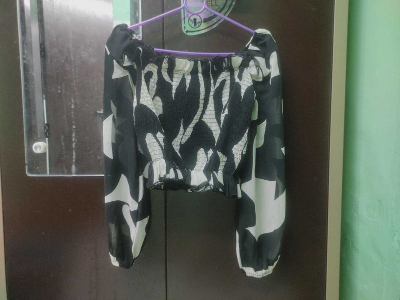 Off Shoulder Elastane Top With Net Puffed Sleeves