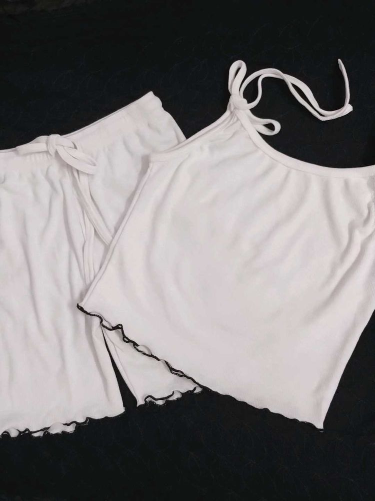 White Lettuce Edge Lounge Set