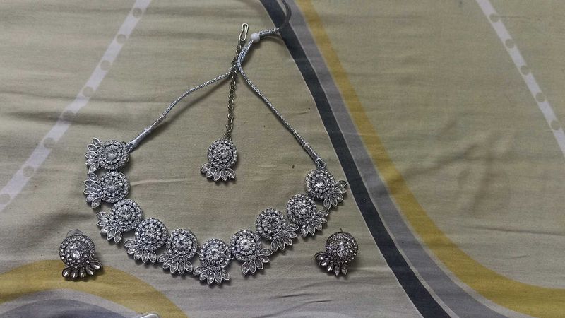 Necklace Set