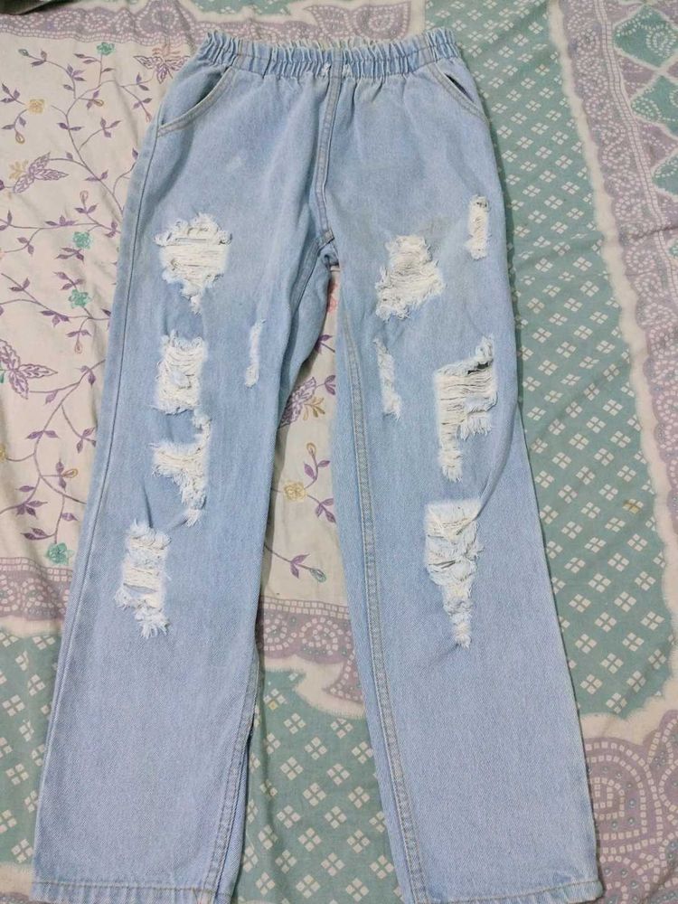 Ripped Jean&#39;s