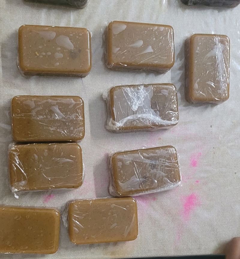 Home Made Ubtan Soap, With 14 Herbals,Rose Petals