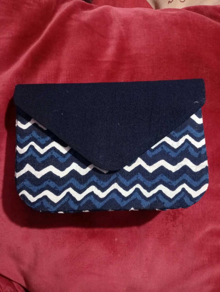 HANDMADE SLING 💙