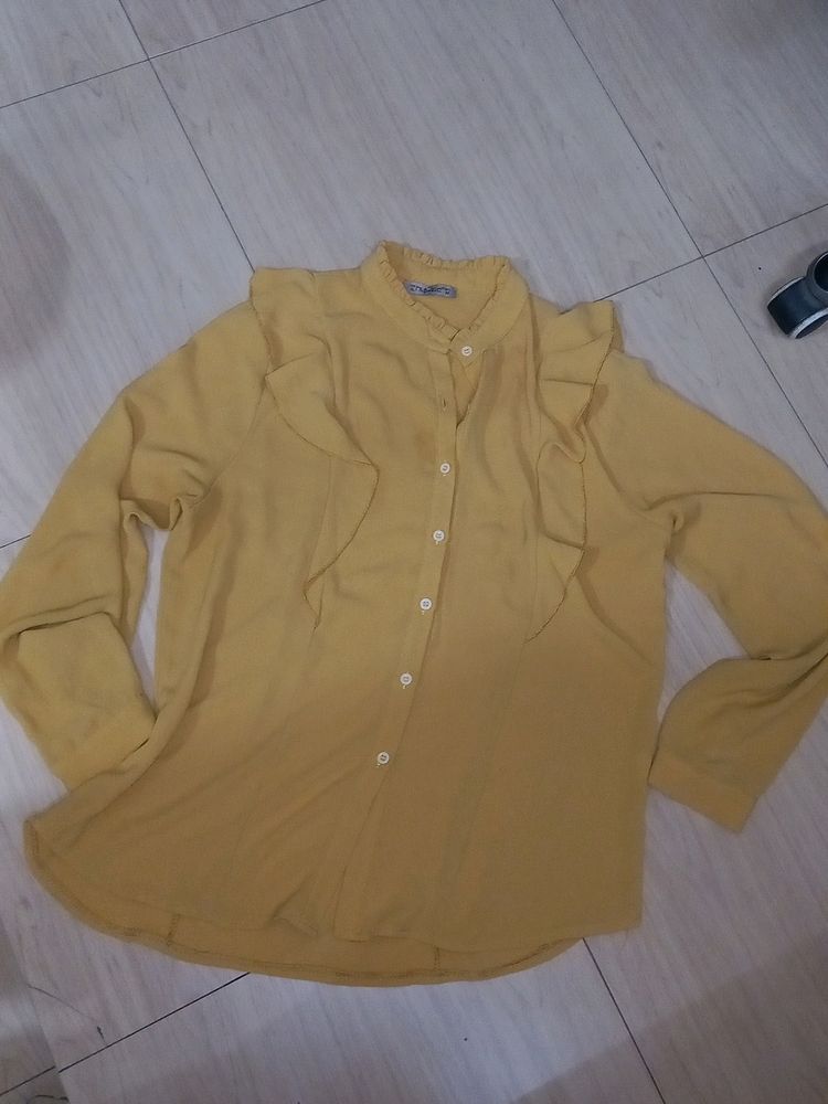Mustard Top With Long Sleeves