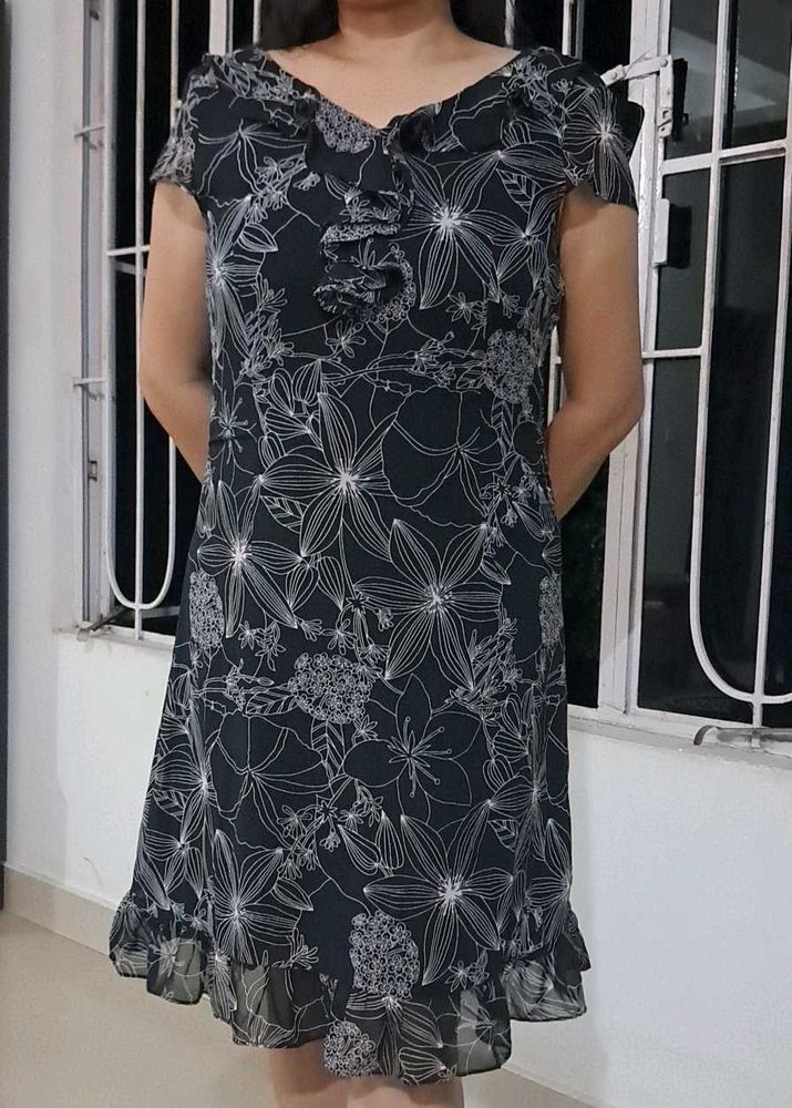 Black frill dress