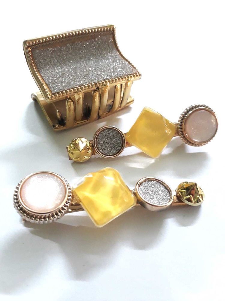 Sunshine hairclips and Clutchers Combo- Brand new