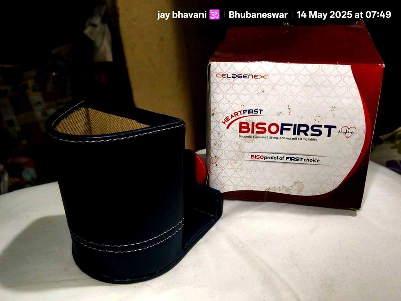 HEARTFIRSTBISOFIRST PEN STAND