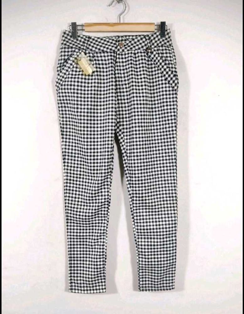 Checkered Slim Fit Trousers For Women
