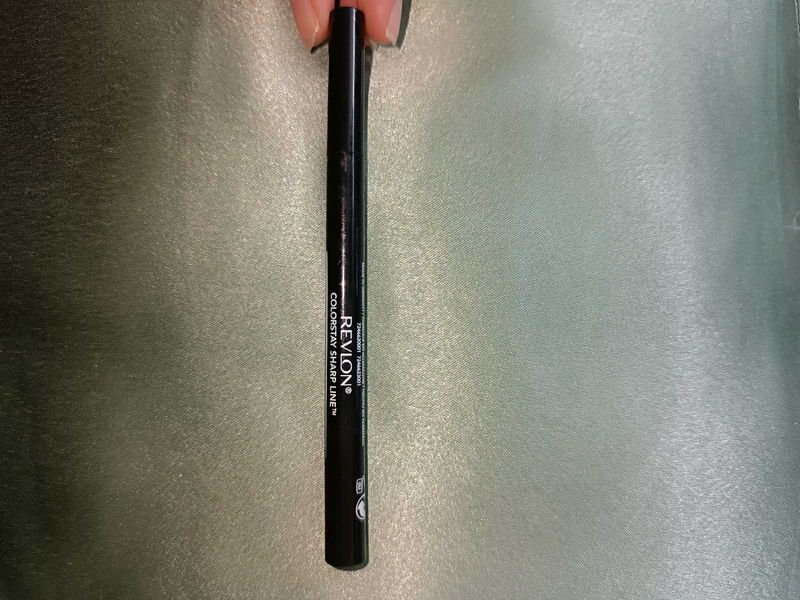 Revlon Colorstay Sharp Line Eyeliner