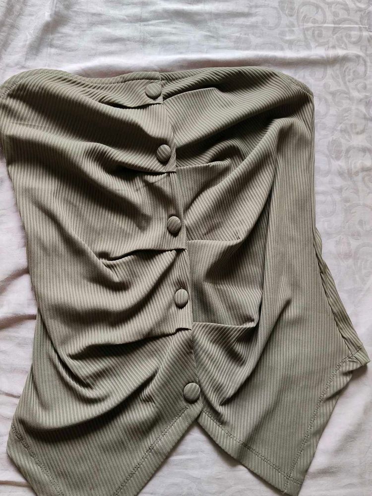 Sleeveless Top