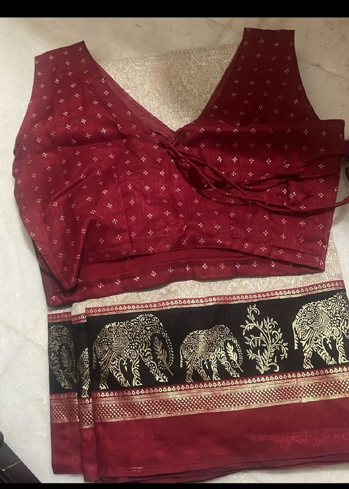 White Golden Elephant Saree With Mehroon Blouse