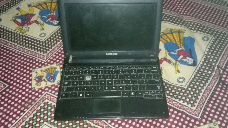 Samsung N100 Laptop
