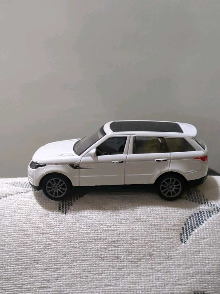 Land Rover Range Rove(r) Retractable Pushback Car